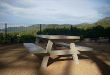Mesa Picnic de hormigón marca Precal Mesa hormigón lisa