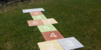 Juego de Rayuela de hormigón Rayuelas de colores