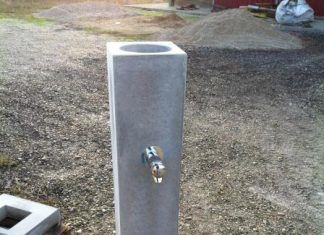 Fuente de hormigón con grifo